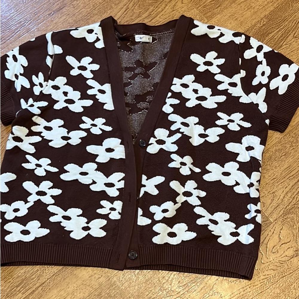 Floral short sleeved cardigan